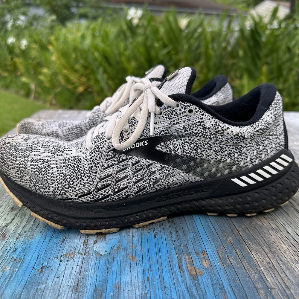 Brooks Adrenaline 21 Running Shoes Sneakers Women’s 10 M White Black 905